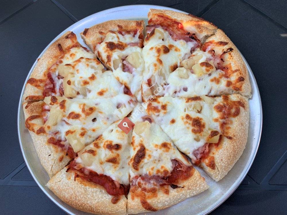 49 Degrees North Pizza