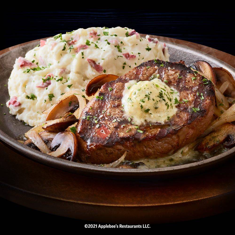 Applebee's Grill + Bar