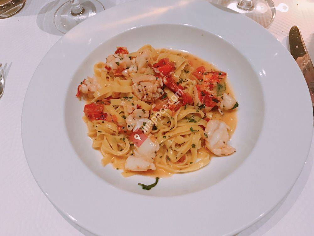 Artisan Restaurant