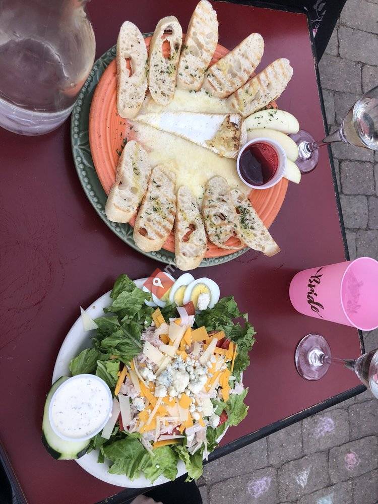 Bistro 45