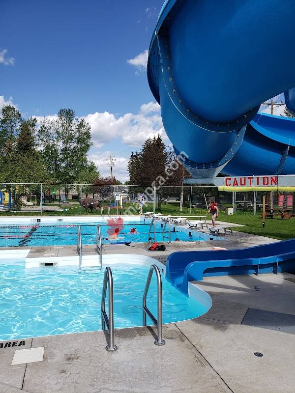 Blairmore Outdoor Swimming Pool