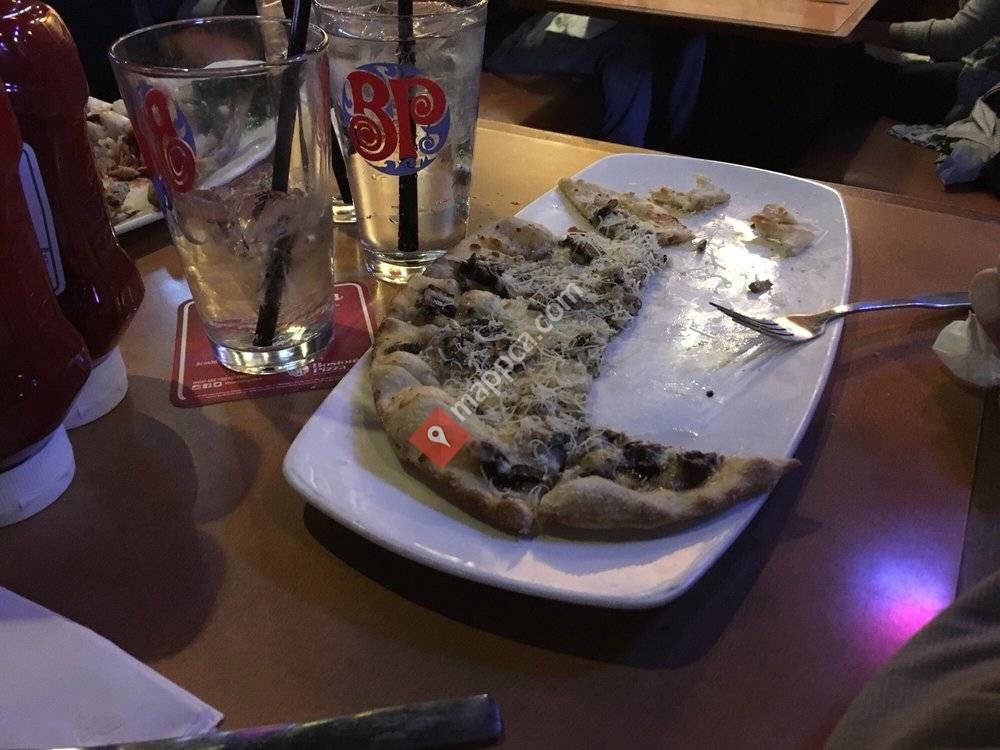 Boston's Restaurant & Sports Bar