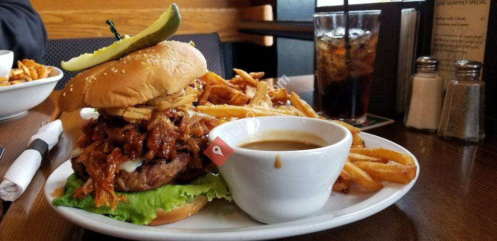 Breakers Pub