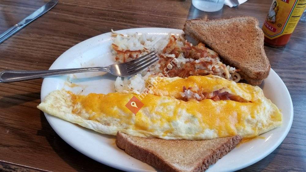 Buddy's Family Diner