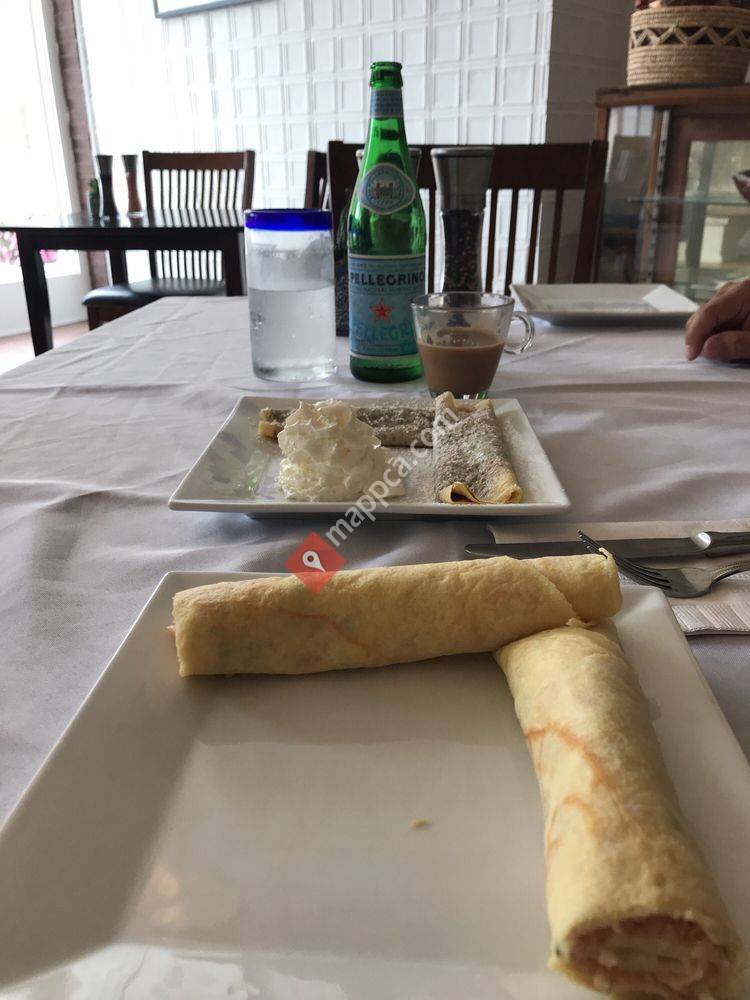 Cafe Demoiselle