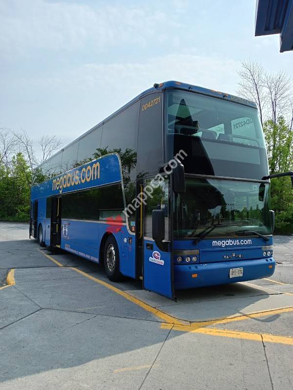 Coach Canada / Megabus