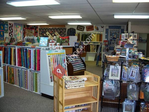 Country Quilts & Fabrics