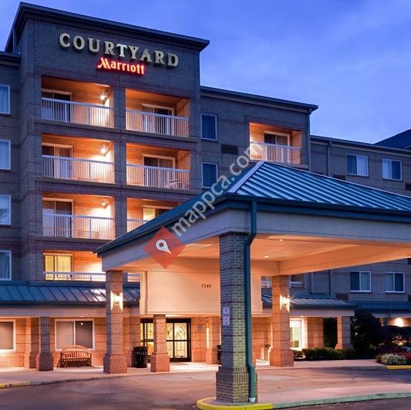 Courtyard by Marriott Cleveland Airport South