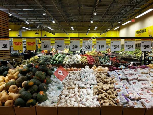 Craig & Jess' No Frills