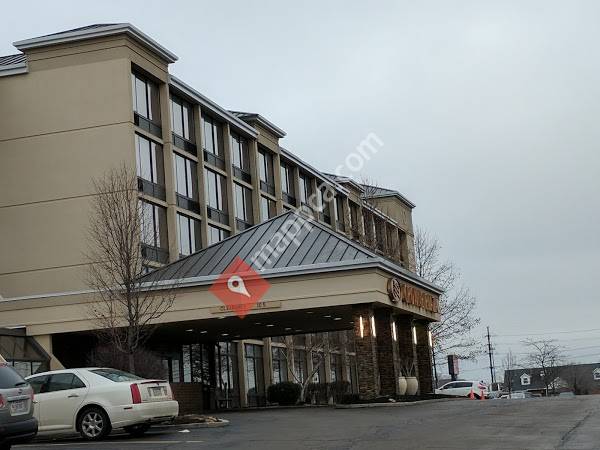 Crowne Plaza Cleveland Airport