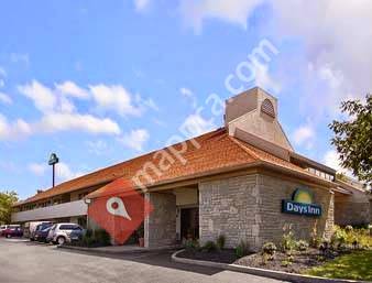 Days Inn Cleveland Airport South