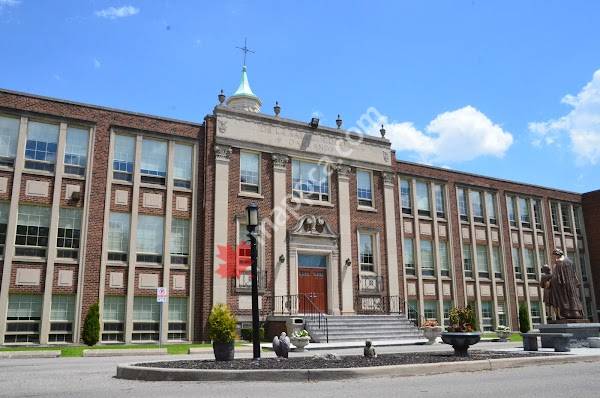 De La Salle College 