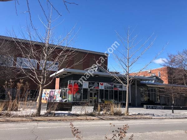 Édicule B, station de métro Laurier