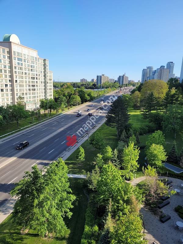 Don Mills TTC Passenger Pick-Up
