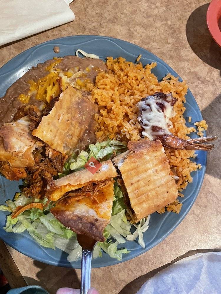 El Porton Restaurant