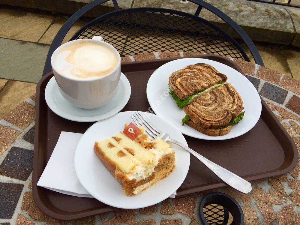 Elly's Tea and Coffee