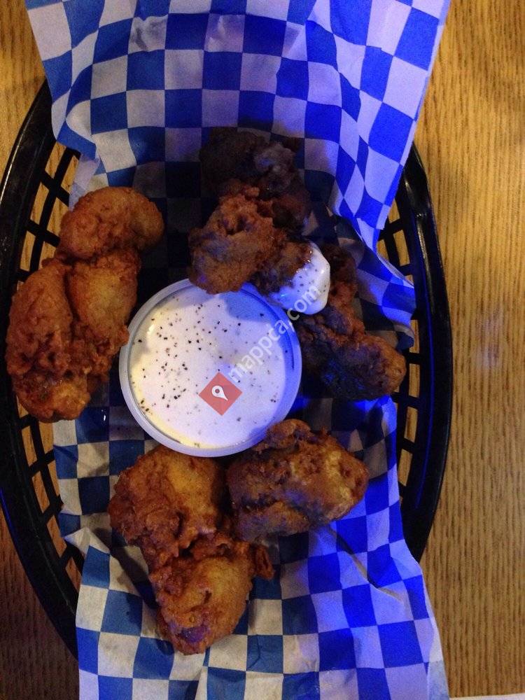 Gloria'z Pub & Grill