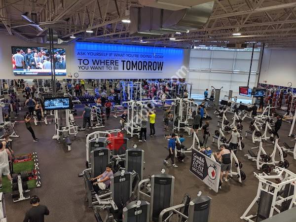 GoodLife Fitness Mississauga Meadowvale Town Centre