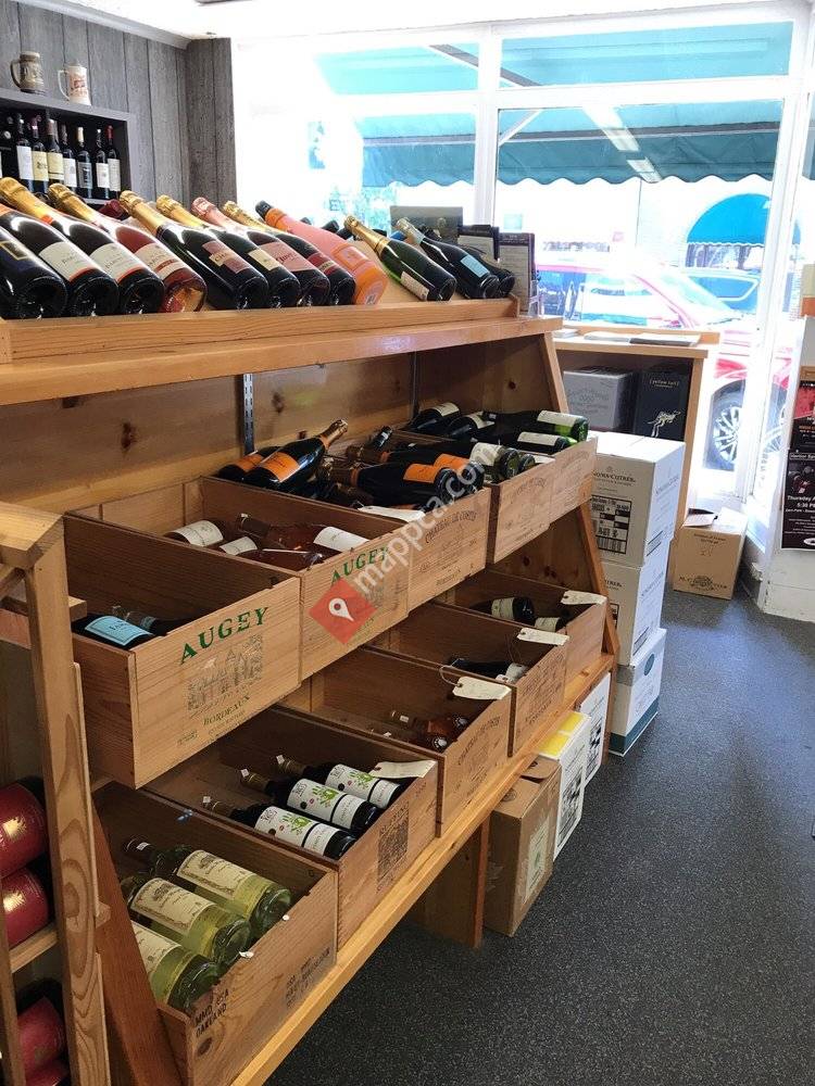 Gurney's Harbor Bottle Shop