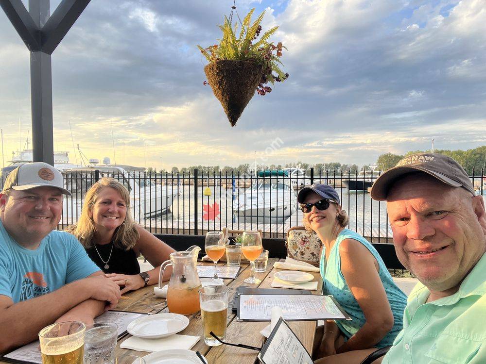 Harbour House Waterfront Eatery