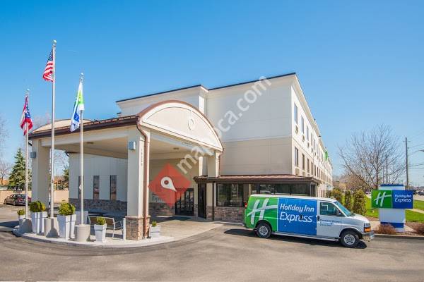 Holiday Inn Express Cleveland Airport - Brook Park