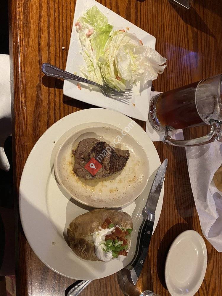 Jakers Bar and Grill