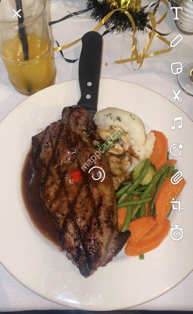 Johnny’s Chophouse & Grill