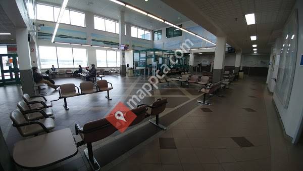 La Grande-Rivière Airport