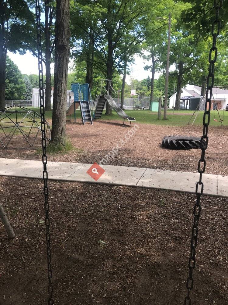 Lake Ann Park