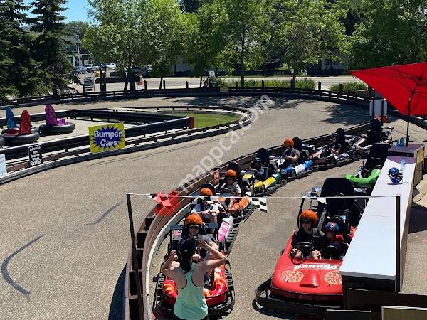 Lakeside Go Karts & Mini-Golf