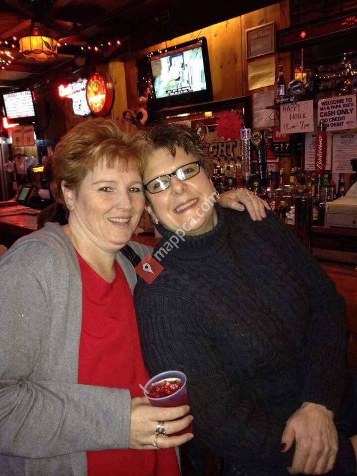 Ma's & Papa Joe's