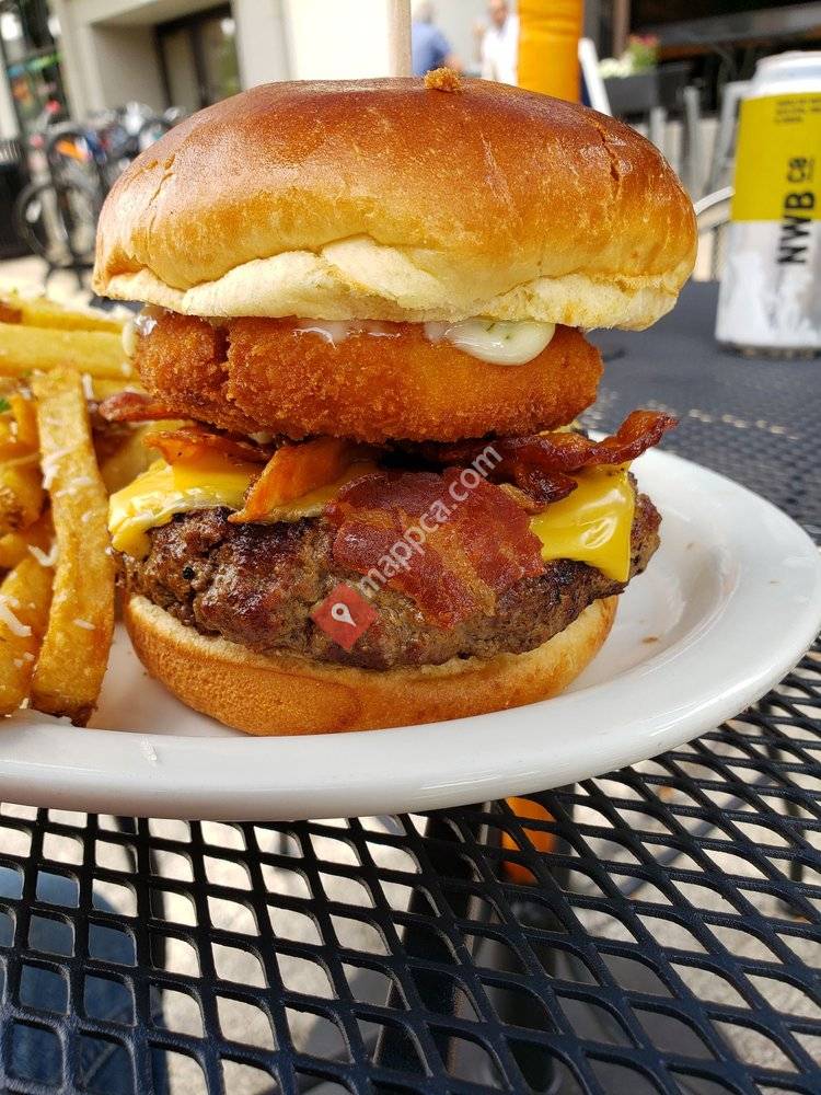 Main Street Pub