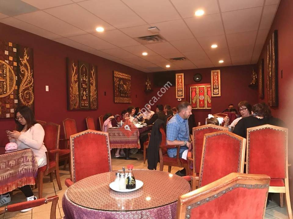 Mam's Mai Thai Family Restaurant