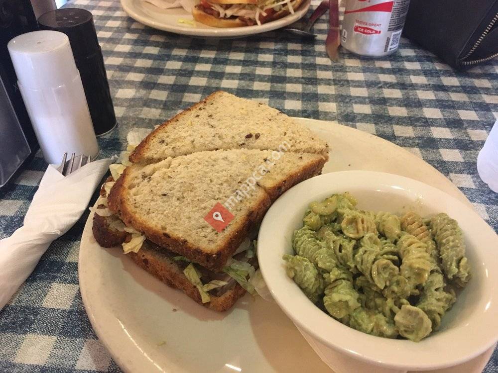 Mama's Deli & Catering