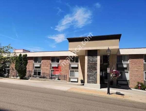 Medicine Hat Villa