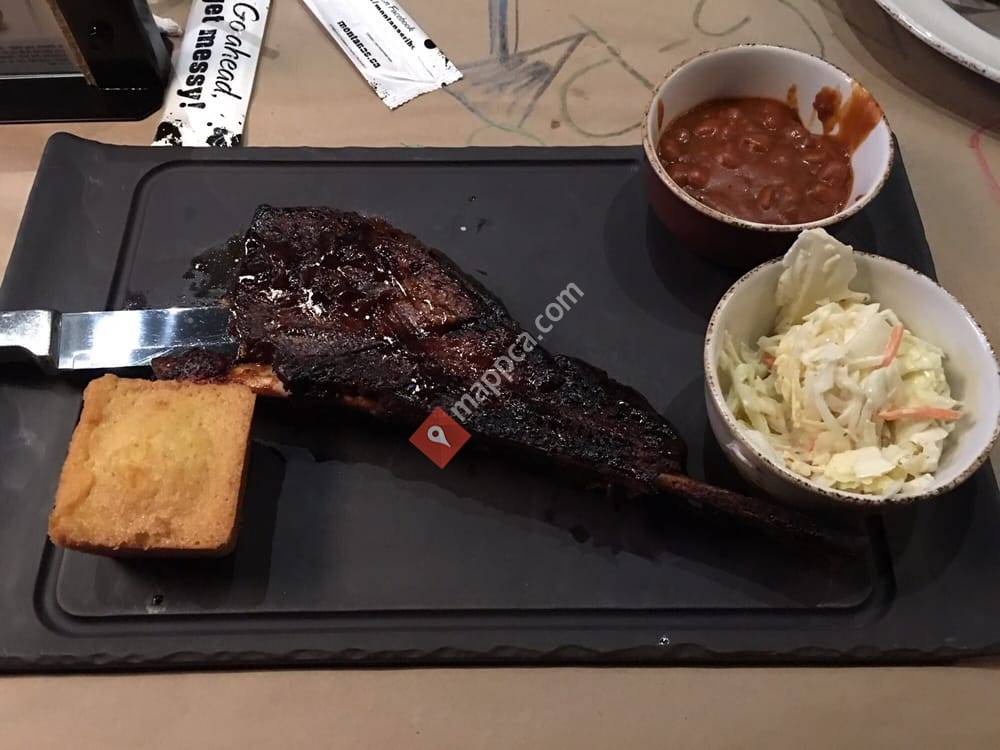 Montana's BBQ & Bar