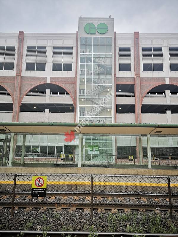 Oakville GO Bus Terminal