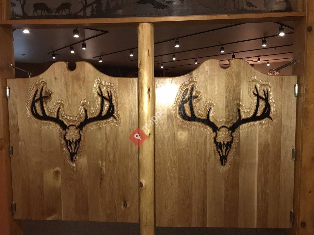 Old Antlers Inn