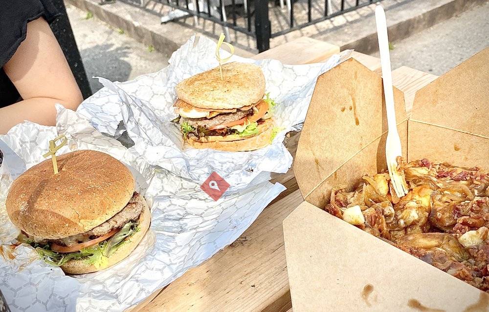 Olympus Burger