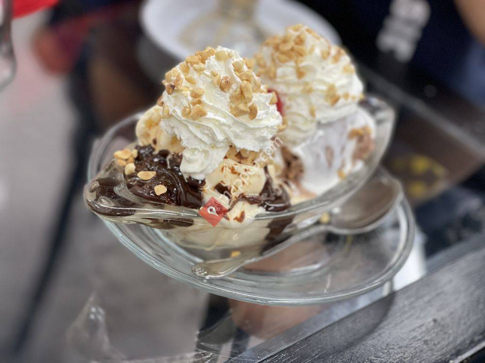 Owl Soda Fountain & Gifts