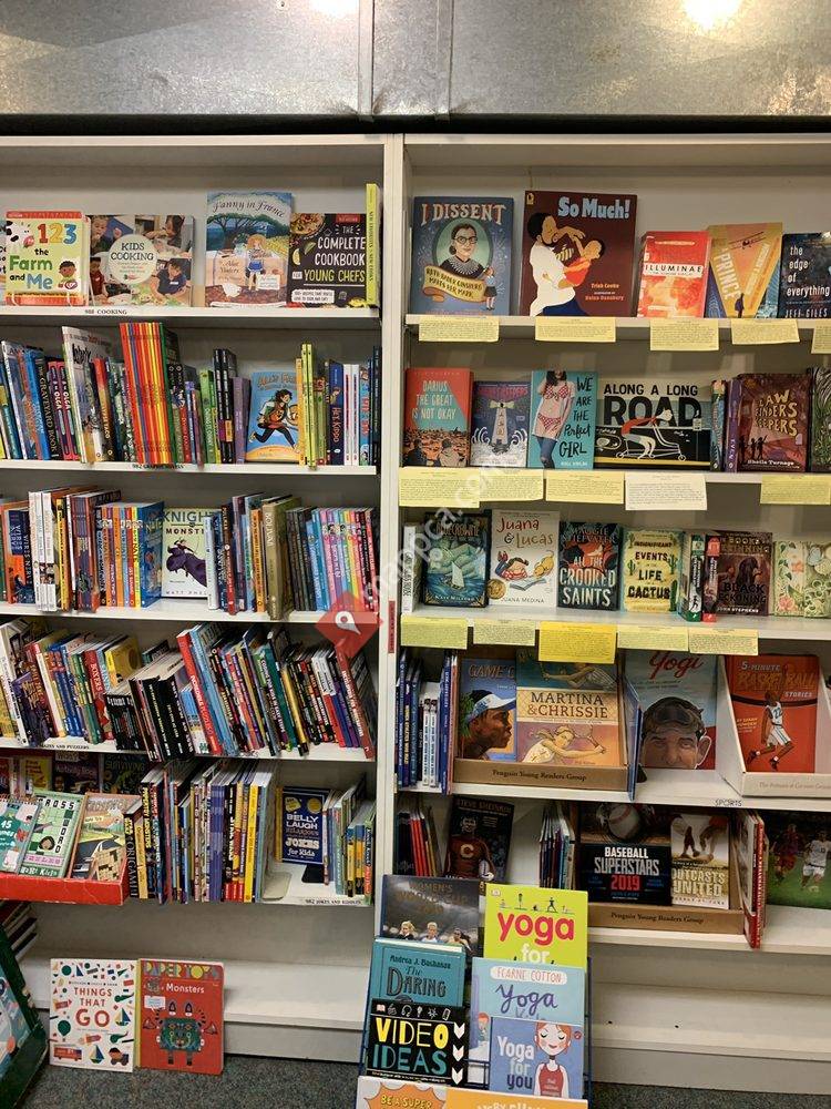 Prairie Lights Books