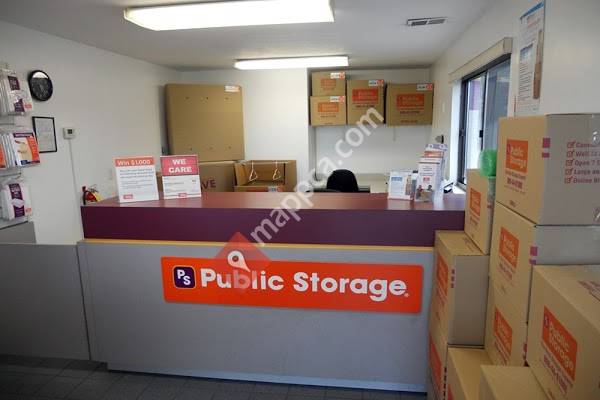 Public Storage