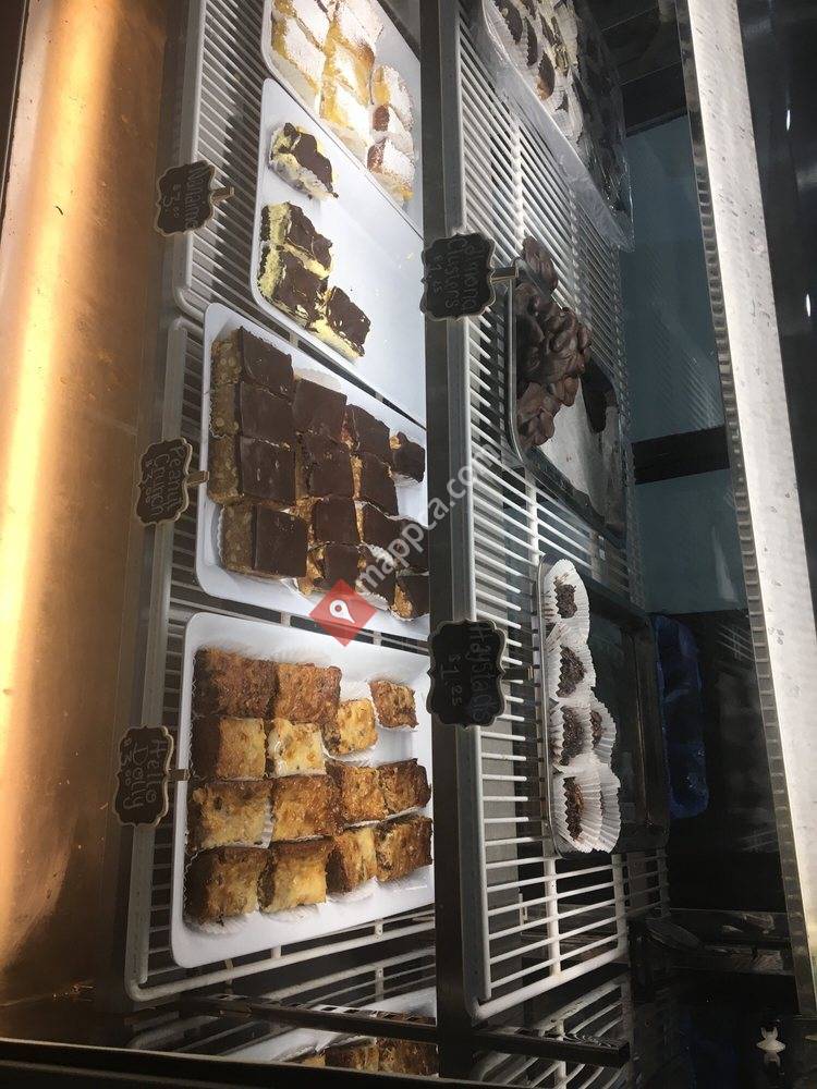 Queenies Bake Shop
