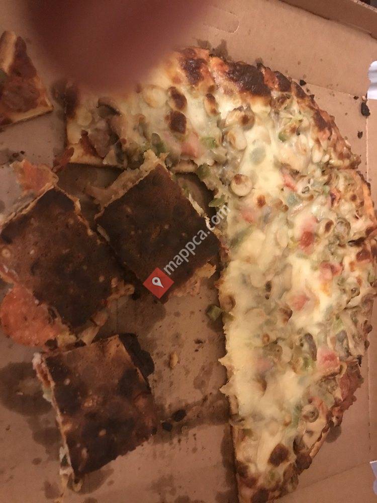 Red's Savoy Pizza