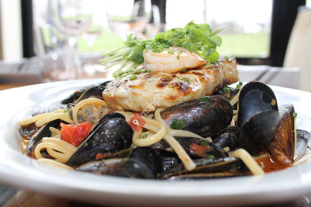 Rizzuto's Restaurant & Bar