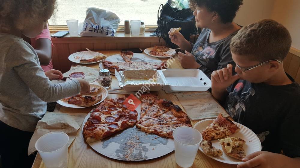 Roman Wheel Pizzeria