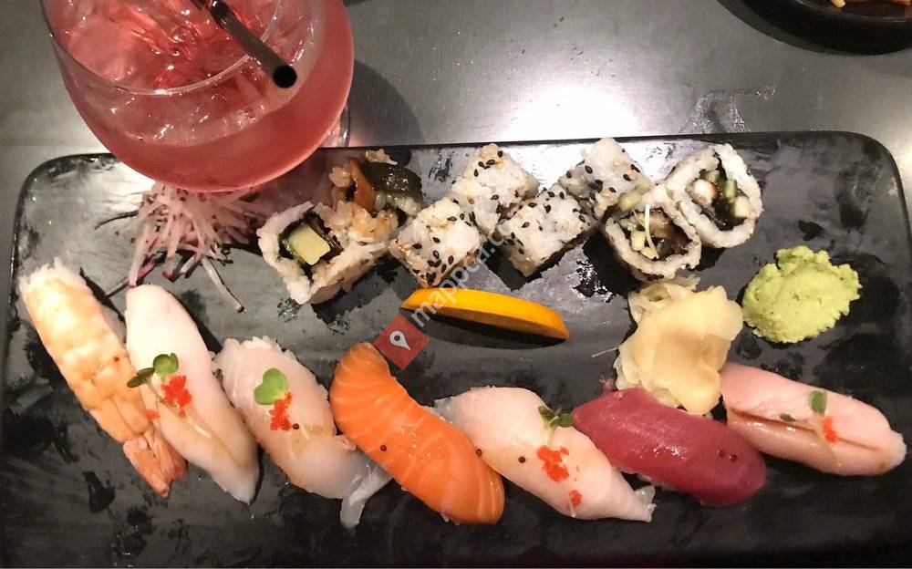 Sakana Sushi Bar and Lounge