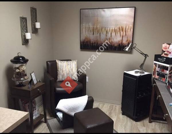 Salon on 10th