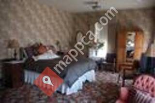 Summerhill Manor B&B and Tea Room