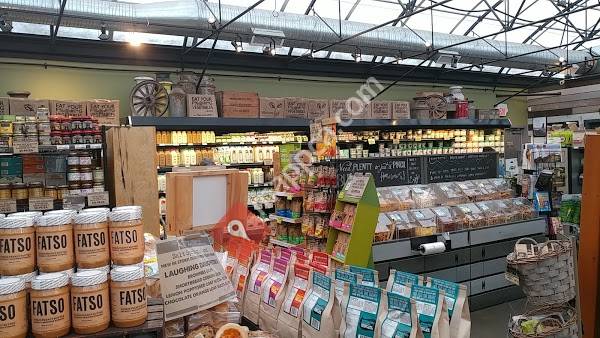 The Root Cellar Village Green Grocer